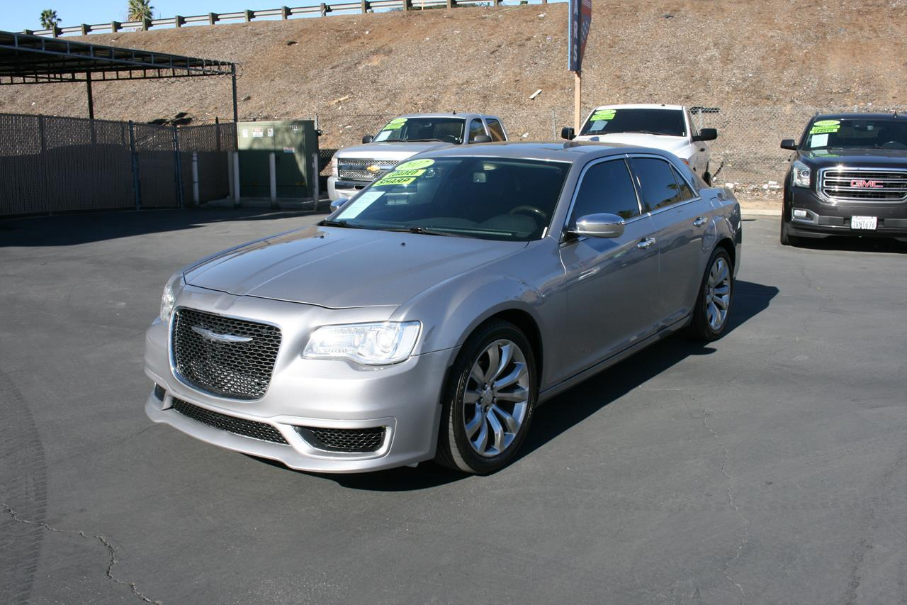 Chrysler 300 300C RWD 2017