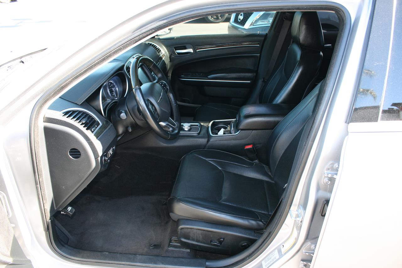 Chrysler 300 300C RWD 2017