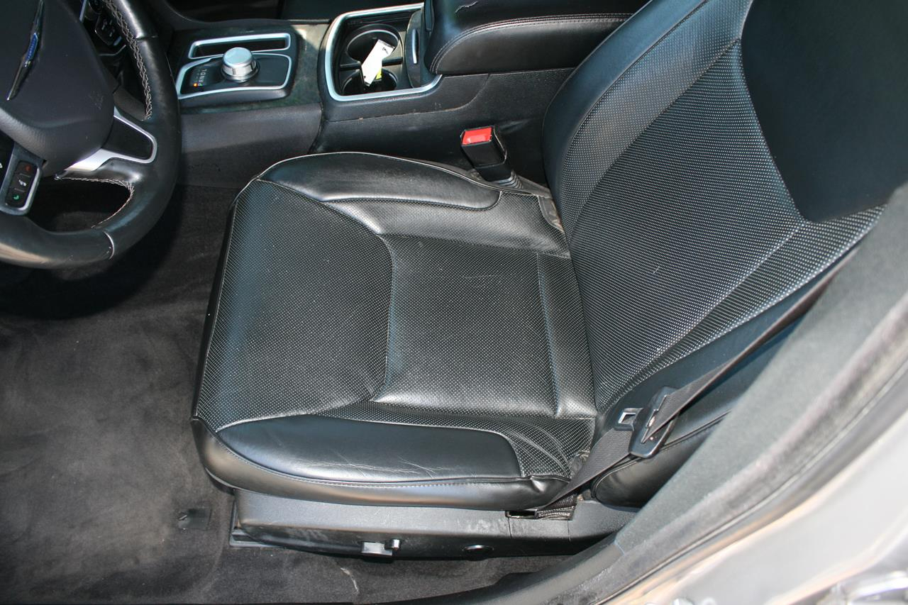 Chrysler 300 300C RWD 2017