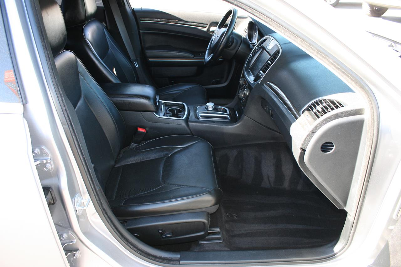 Chrysler 300 300C RWD 2017