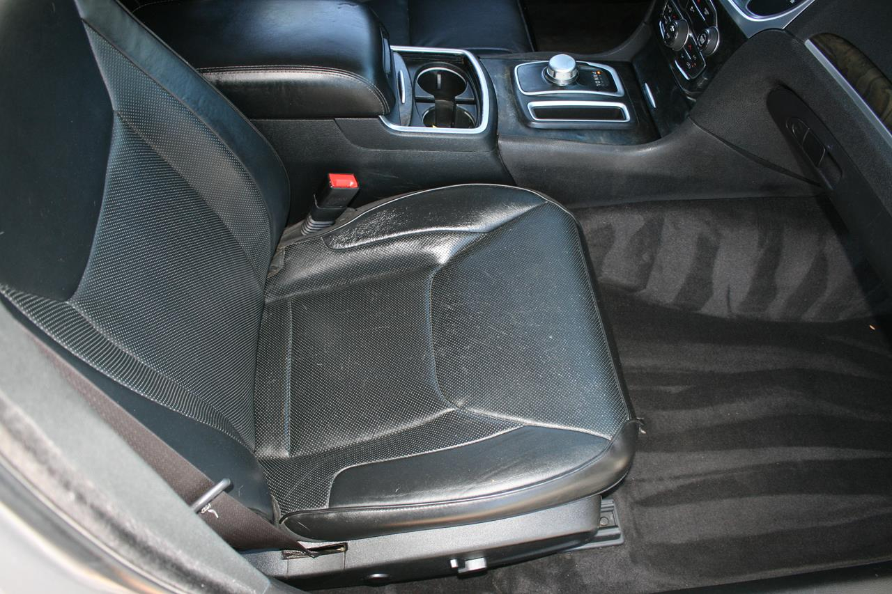 Chrysler 300 300C RWD 2017