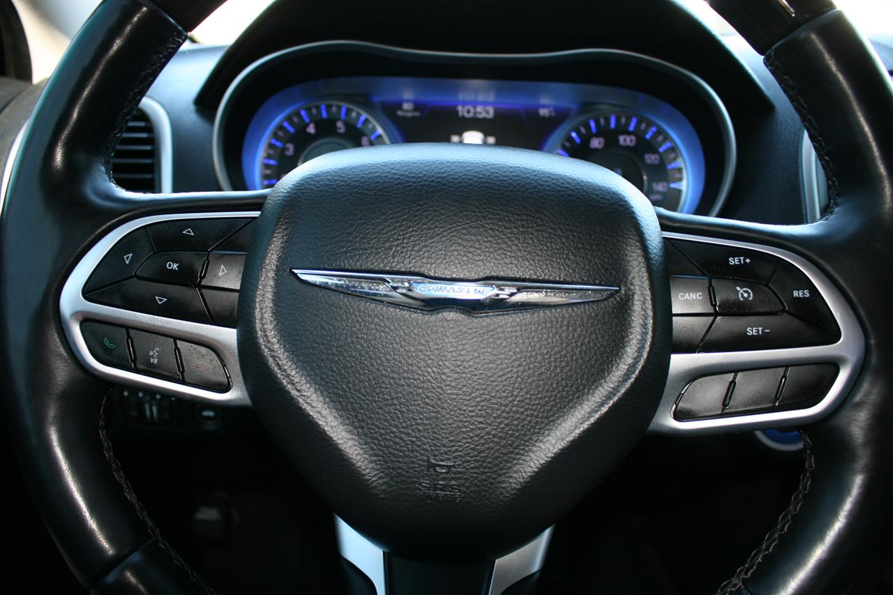 Chrysler 300 300C RWD 2017