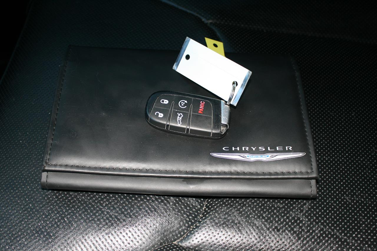 Chrysler 300 300C RWD 2017