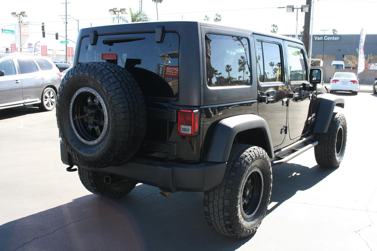Jeep Wrangler Unlimited 4WD 4dr Sport 2015