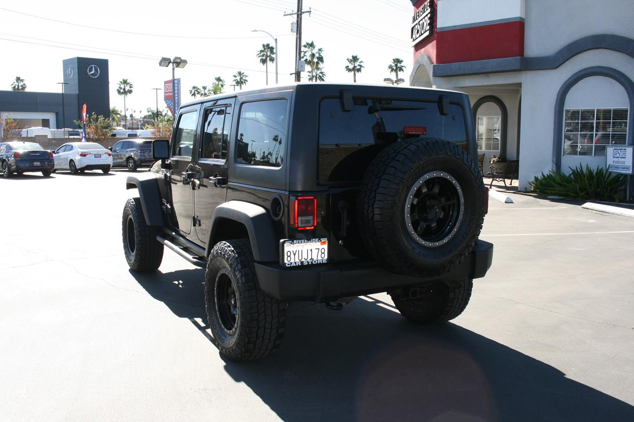 Jeep Wrangler Unlimited 4WD 4dr Sport 2015