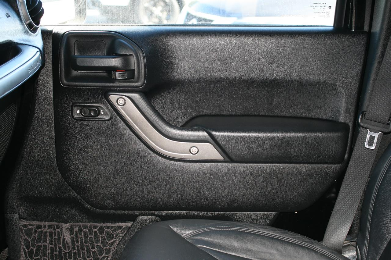 Jeep Wrangler Unlimited 4WD 4dr Sport 2015