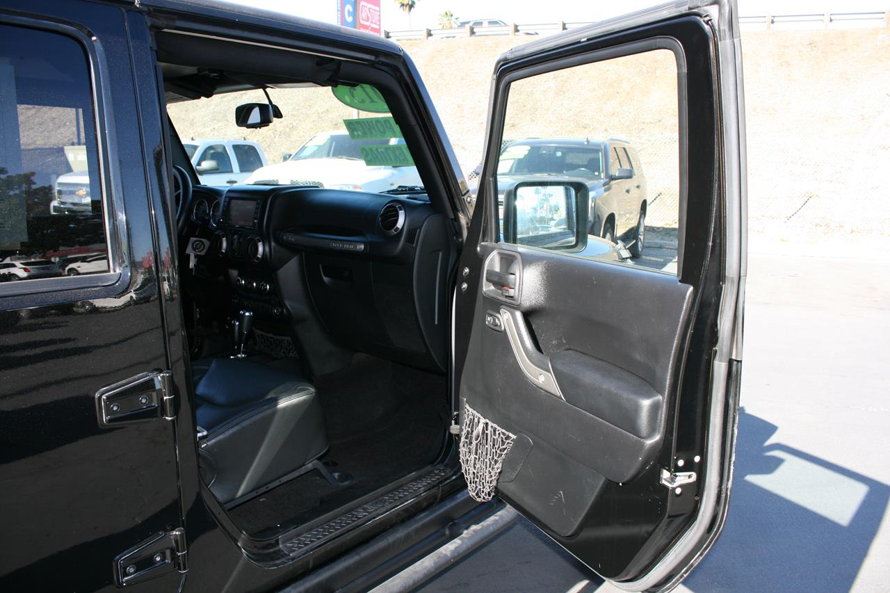 Jeep Wrangler Unlimited 4WD 4dr Sport 2015