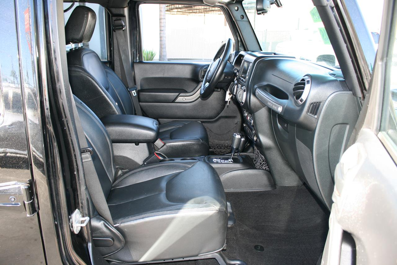 Jeep Wrangler Unlimited 4WD 4dr Sport 2015