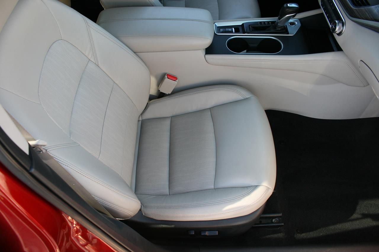 Nissan Altima 2.5 Platinum Sedan 2019