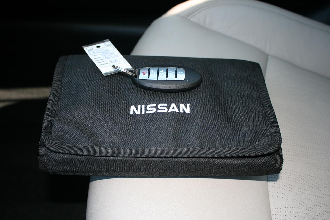 Nissan Altima 2.5 Platinum Sedan 2019