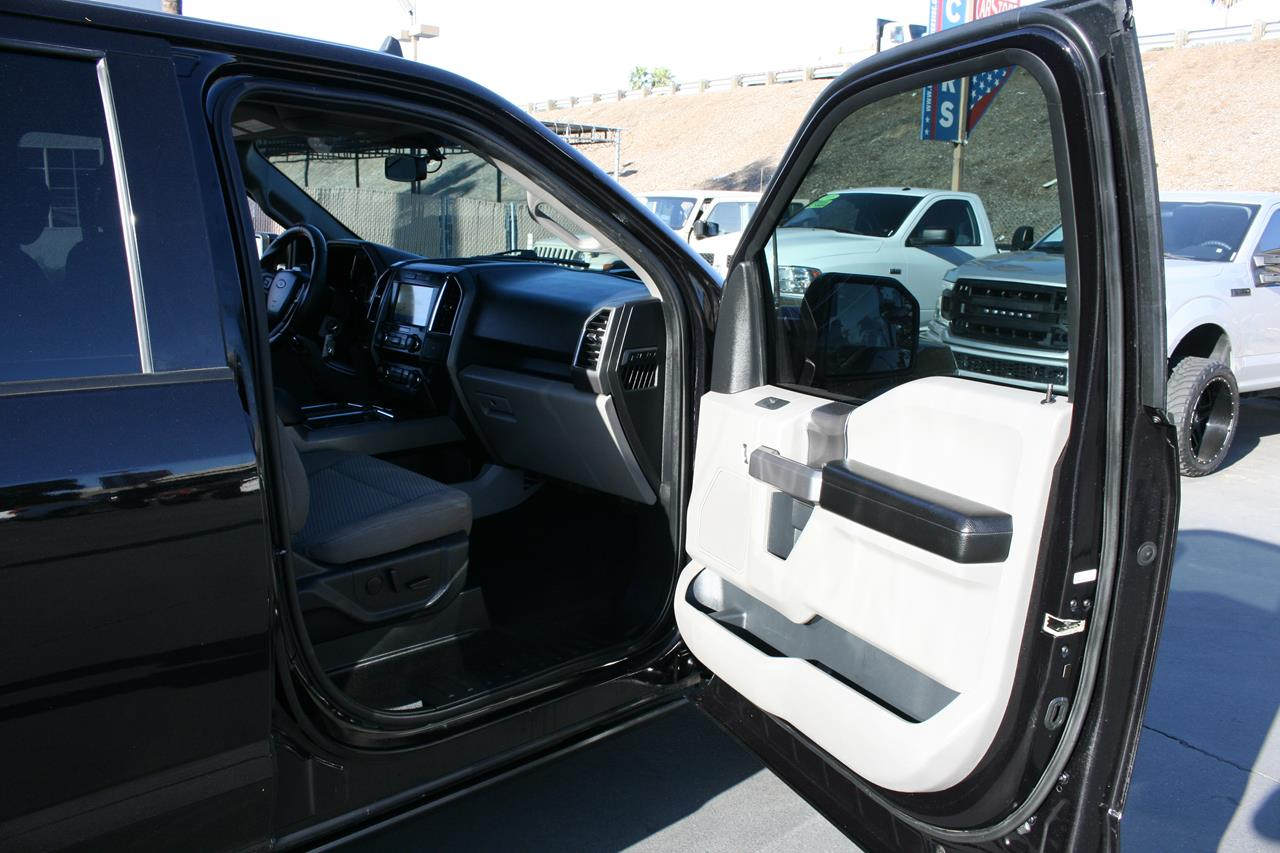 Ford F-150 XLT 2WD SuperCrew 5.5' Box 2020