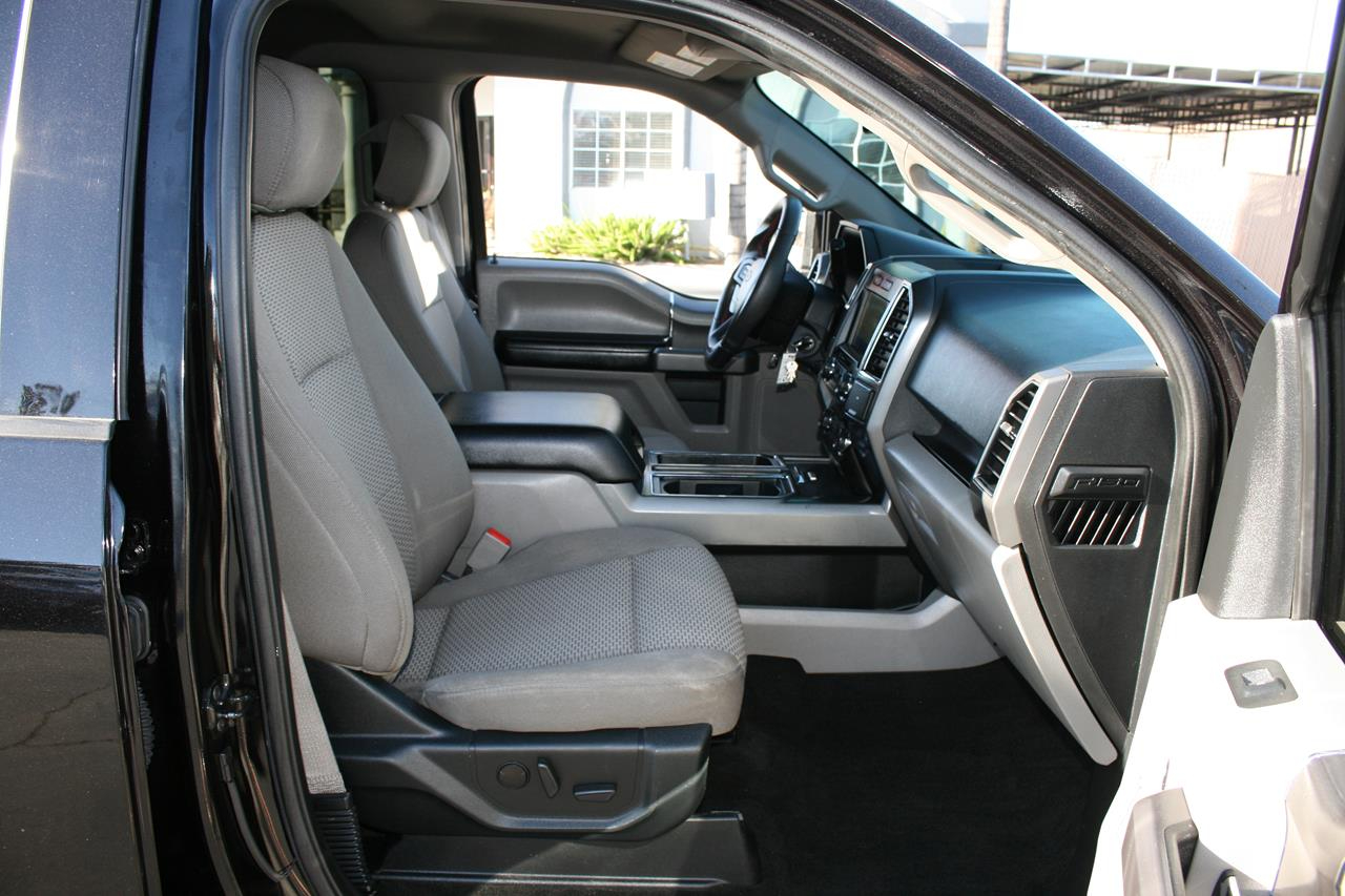 Ford F-150 XLT 2WD SuperCrew 5.5' Box 2020