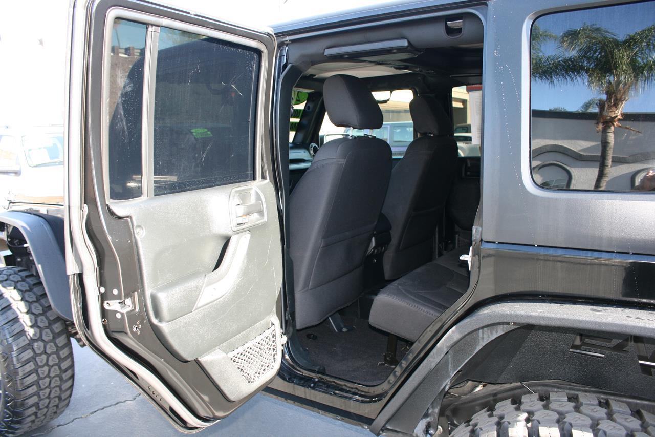 Jeep Wrangler JK Unlimited Sport S 4x4 2018