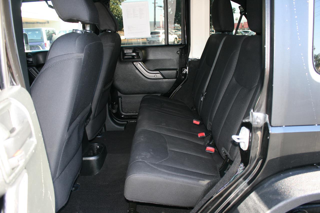 Jeep Wrangler JK Unlimited Sport S 4x4 2018