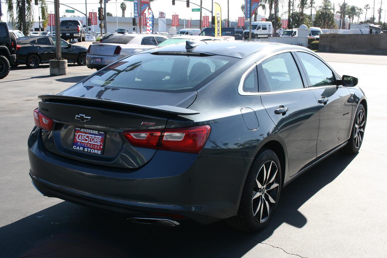 Chevrolet Malibu 4dr Sdn RS 2020