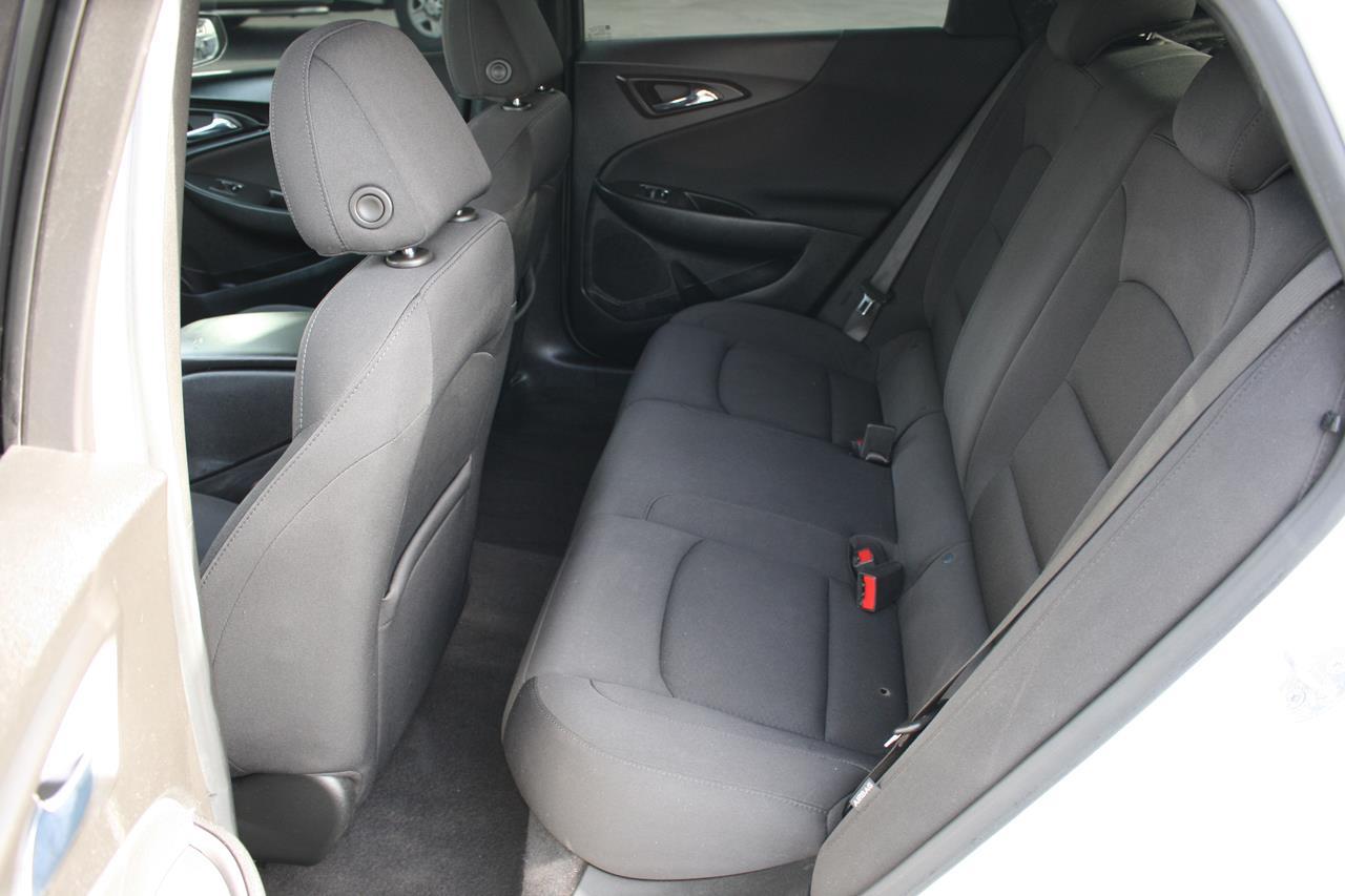 Chevrolet Malibu 4dr Sdn RS 2020