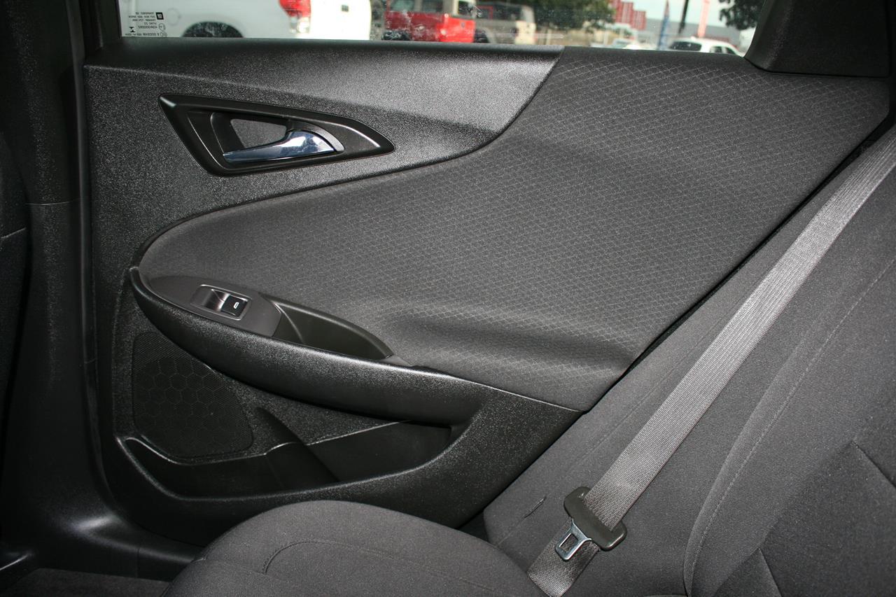 Chevrolet Malibu 4dr Sdn RS 2020