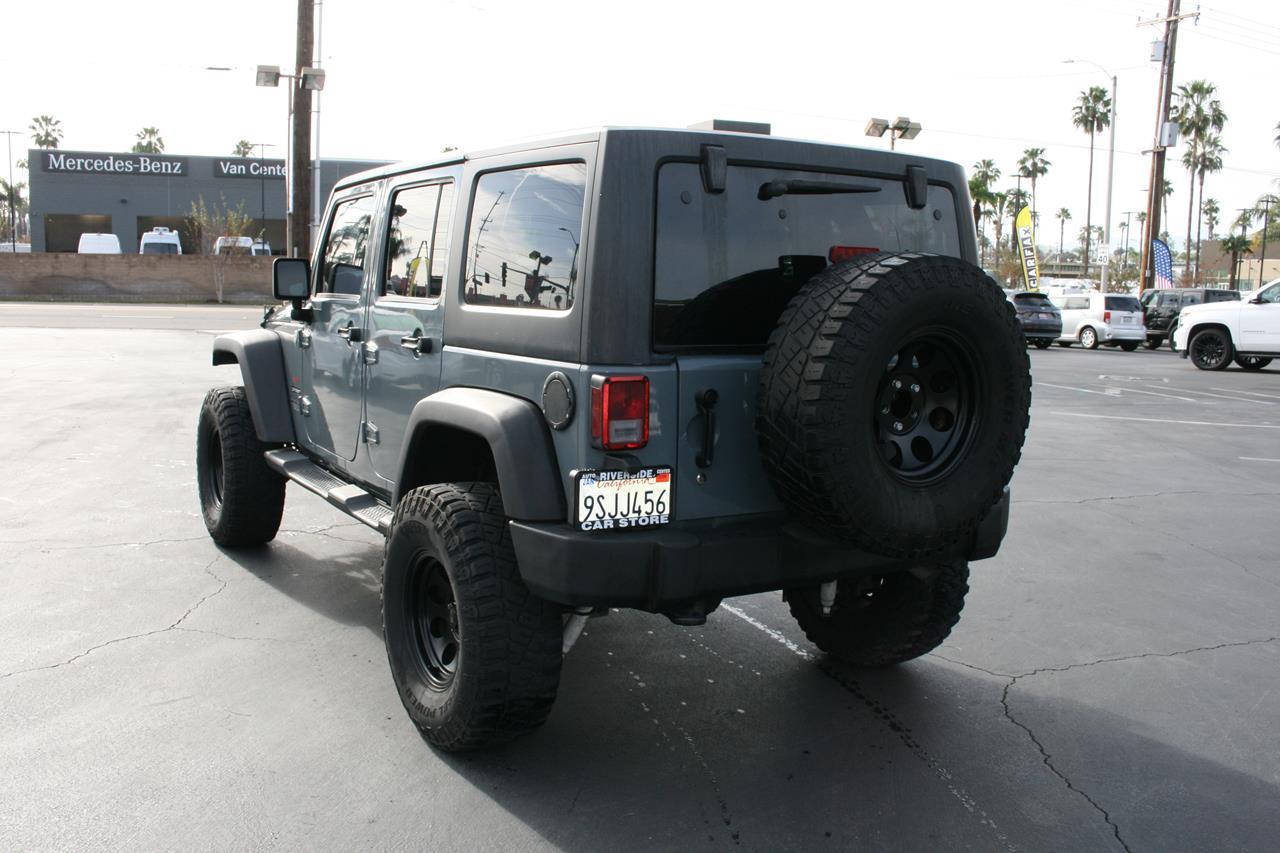 Jeep Wrangler Unlimited 4WD 4dr Sport 2014