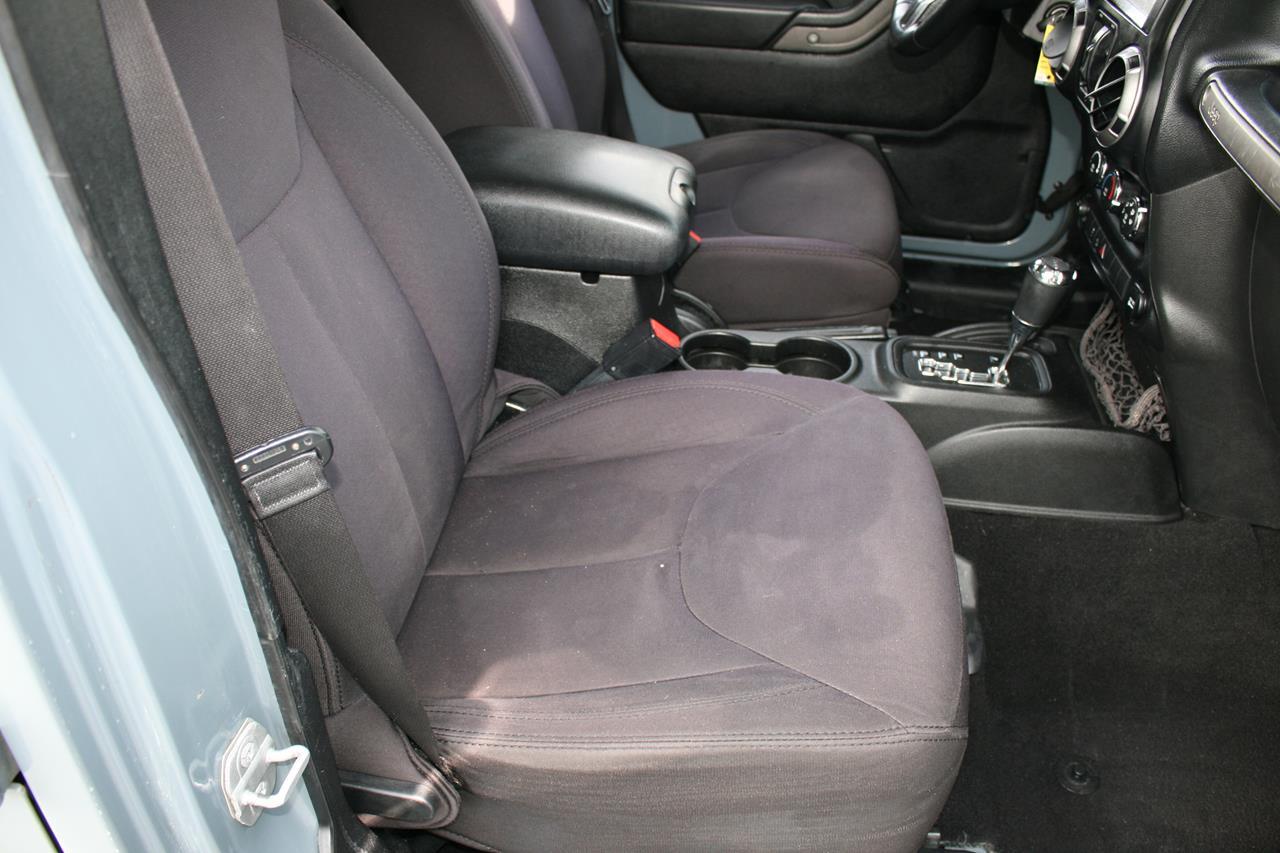 Jeep Wrangler Unlimited 4WD 4dr Sport 2014