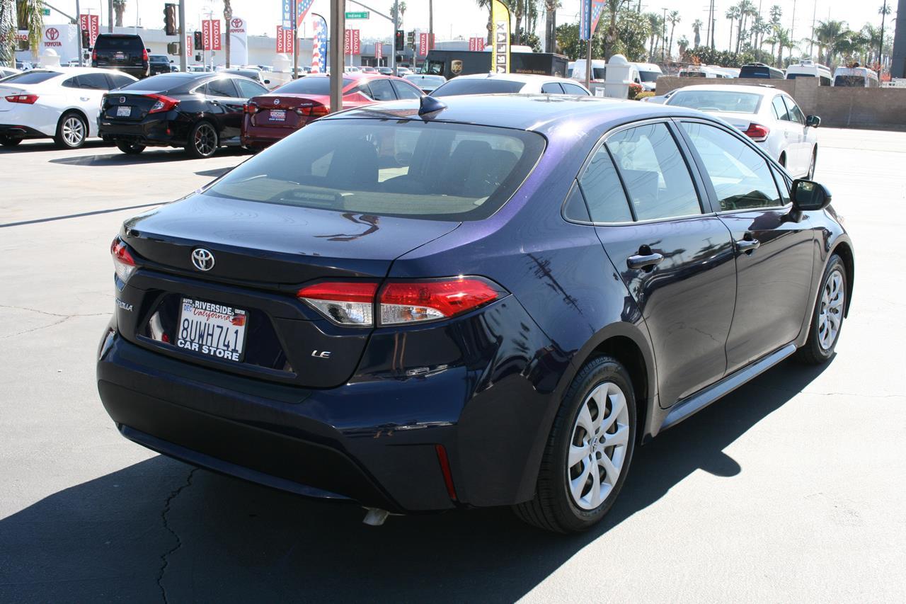 Toyota Corolla LE CVT (Natl) 2021