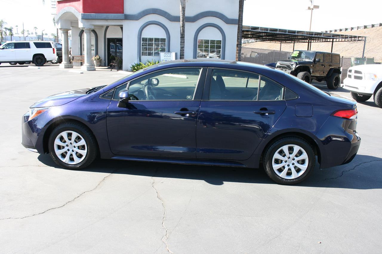 Toyota Corolla LE CVT (Natl) 2021