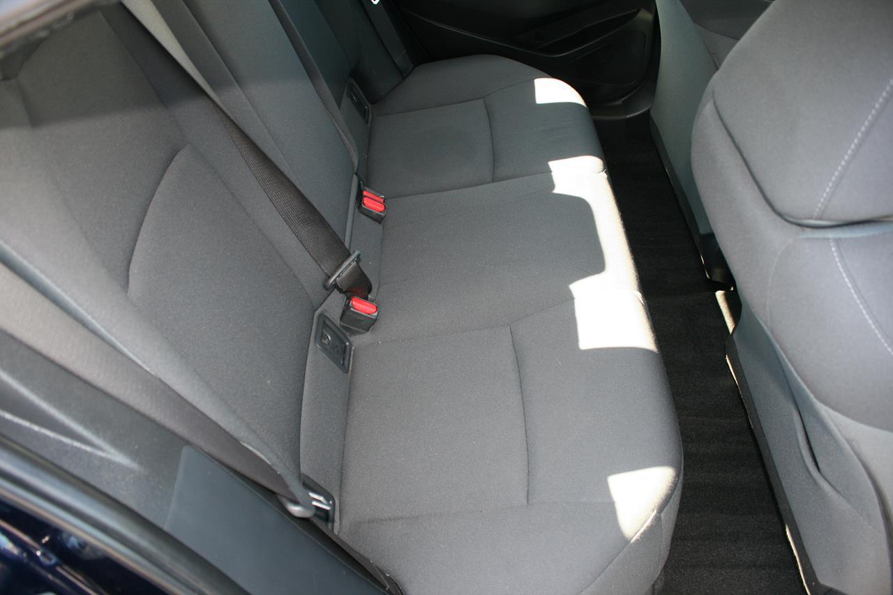 Toyota Corolla LE CVT (Natl) 2021