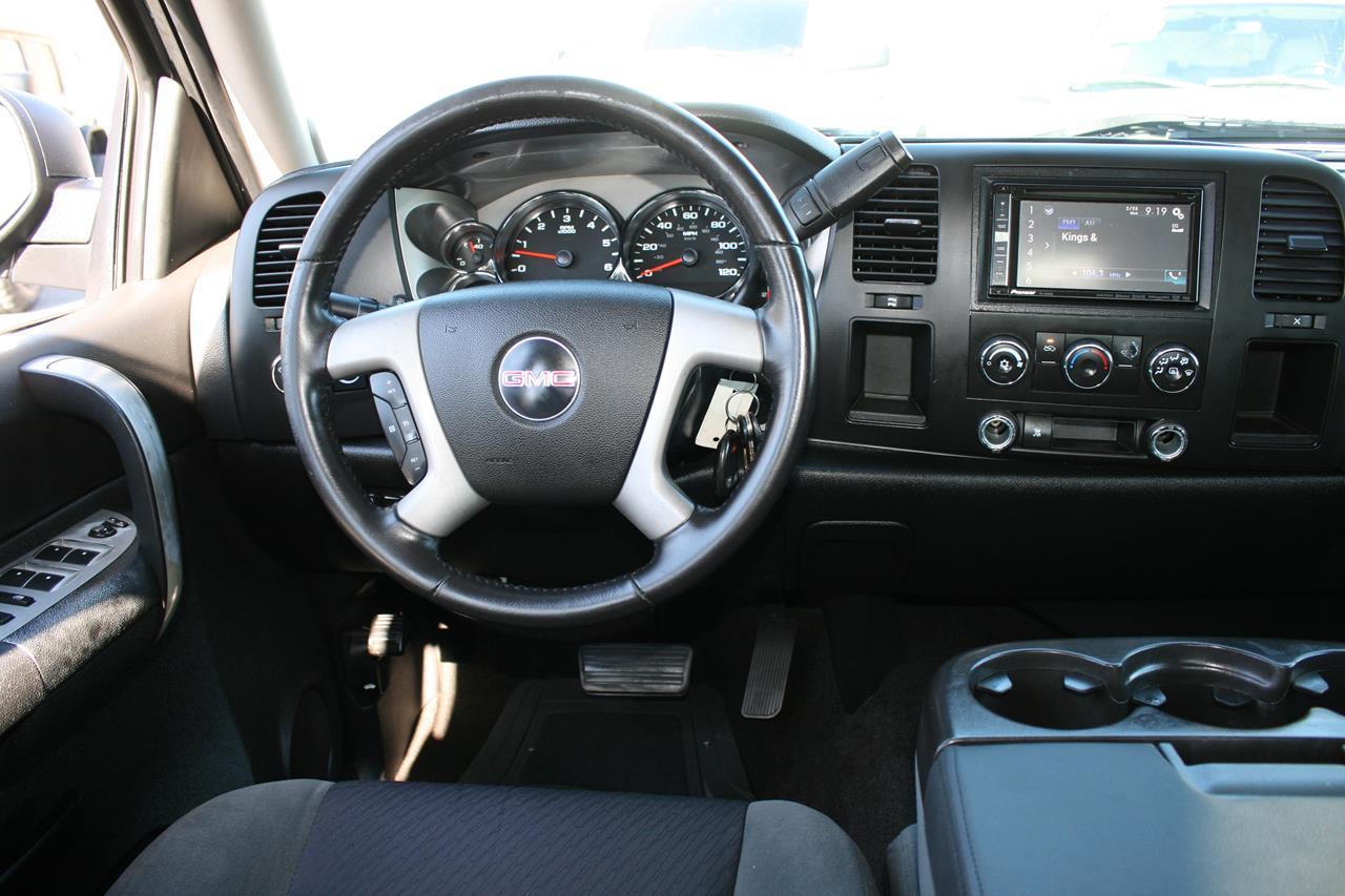 GMC Sierra 1500 2WD Crew Cab 143.5" Xtra Fuel Economy 2009