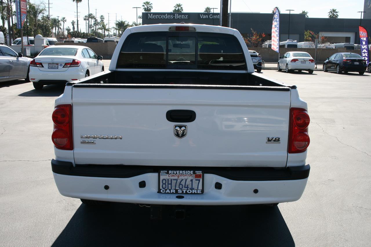 Dodge Dakota 2WD Quad Cab 131" SLT 2007