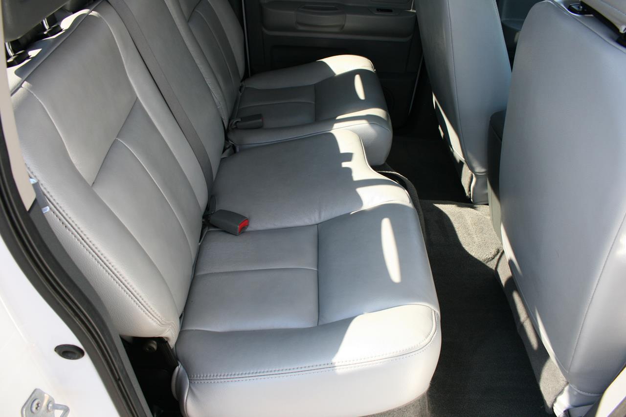 Dodge Dakota 2WD Quad Cab 131" SLT 2007