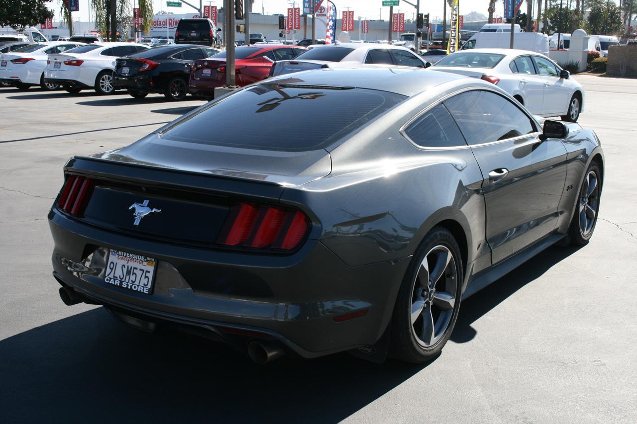 Ford Mustang 2dr Fastback V6 2016