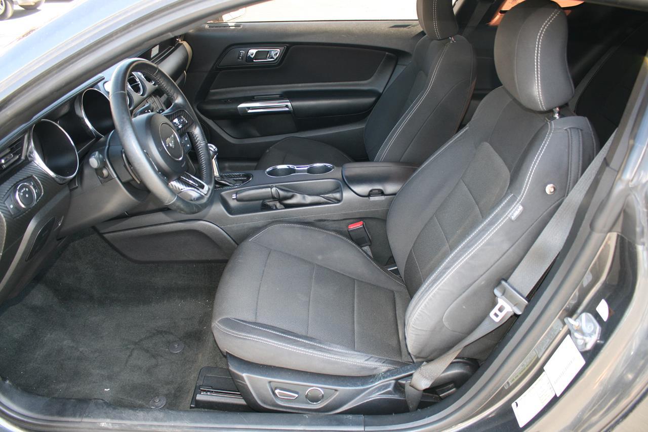 Ford Mustang 2dr Fastback V6 2016