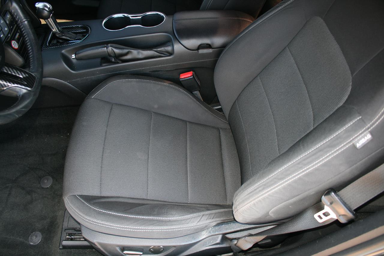 Ford Mustang 2dr Fastback V6 2016