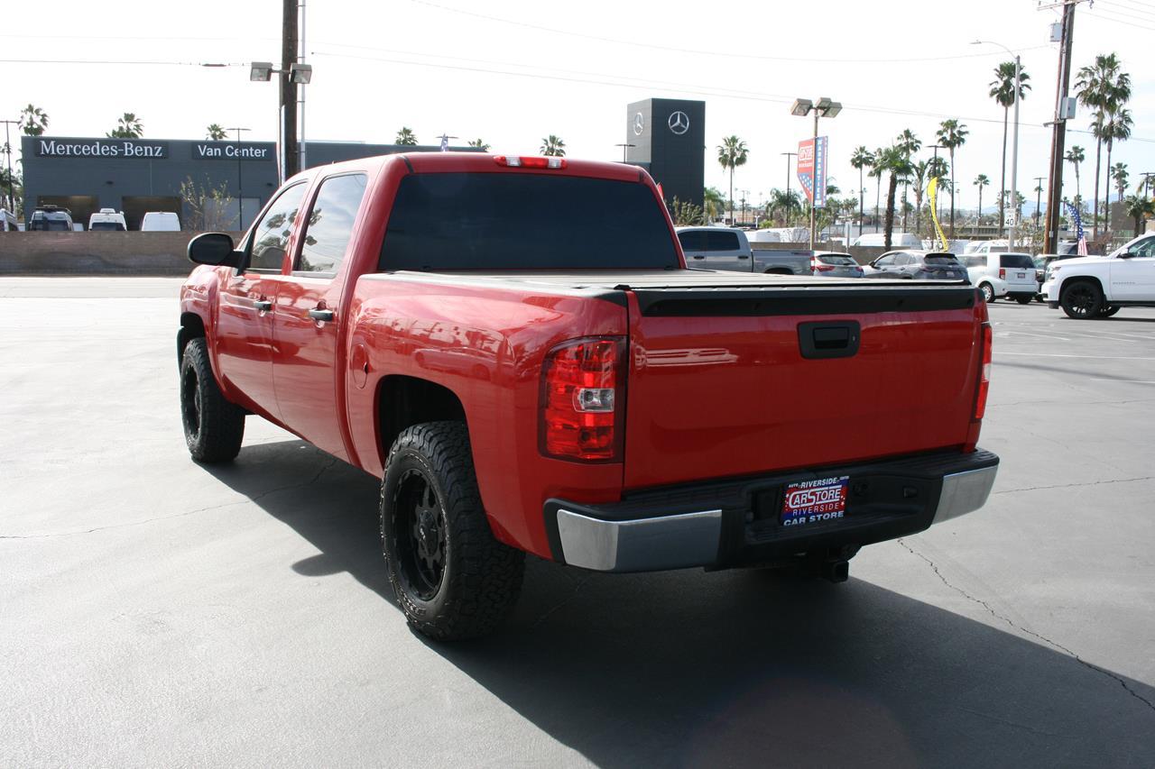 Chevrolet Silverado 1500 4WD Crew Cab 143.5" LT 2012