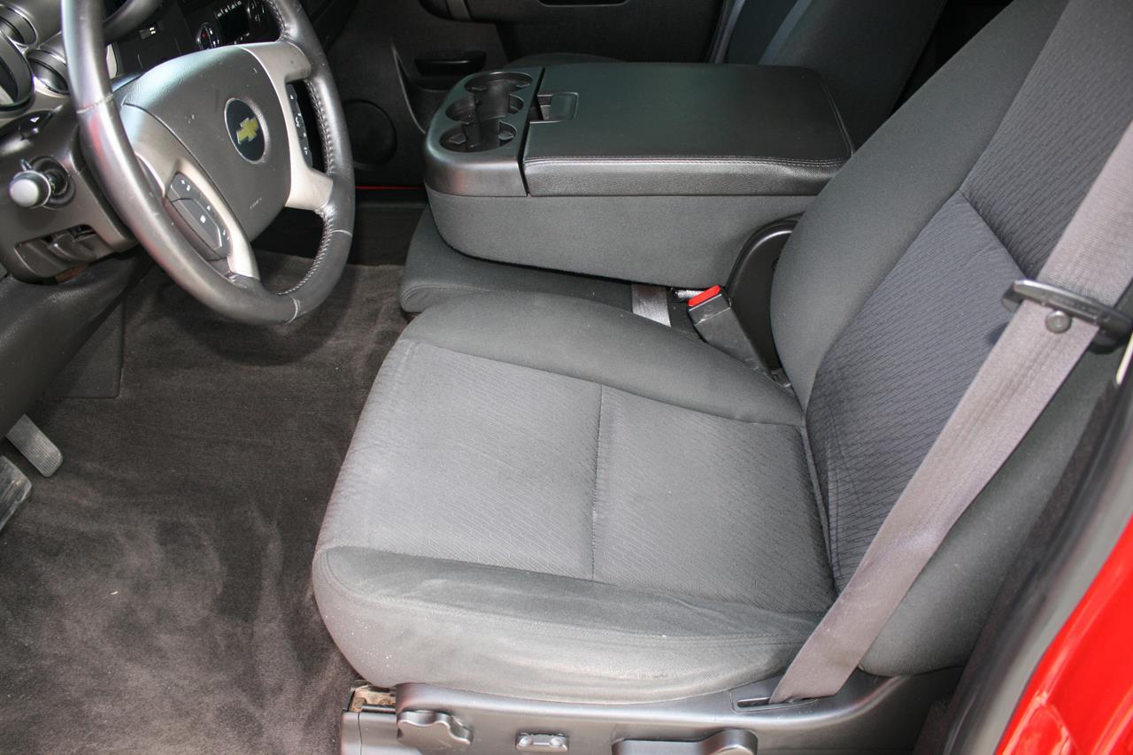 Chevrolet Silverado 1500 4WD Crew Cab 143.5" LT 2012