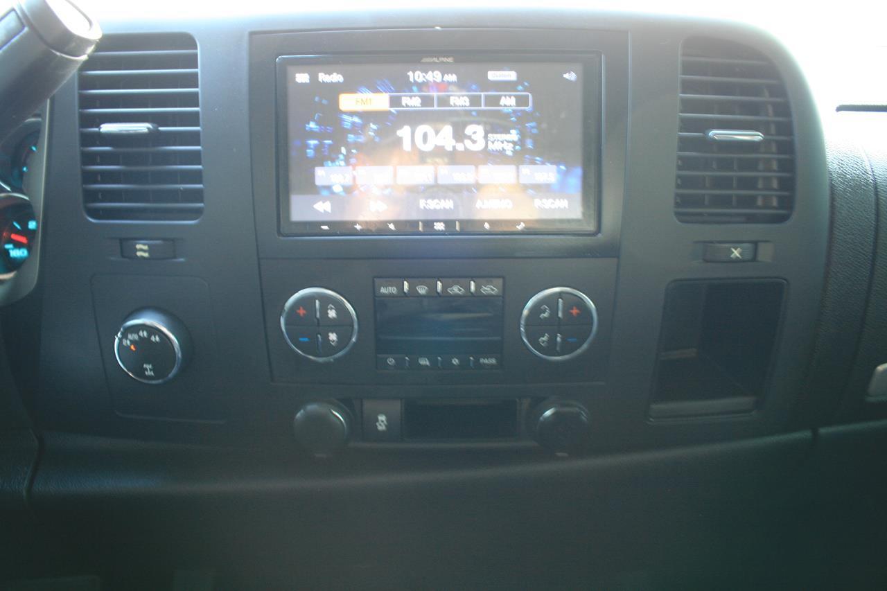 Chevrolet Silverado 1500 4WD Crew Cab 143.5" LT 2012