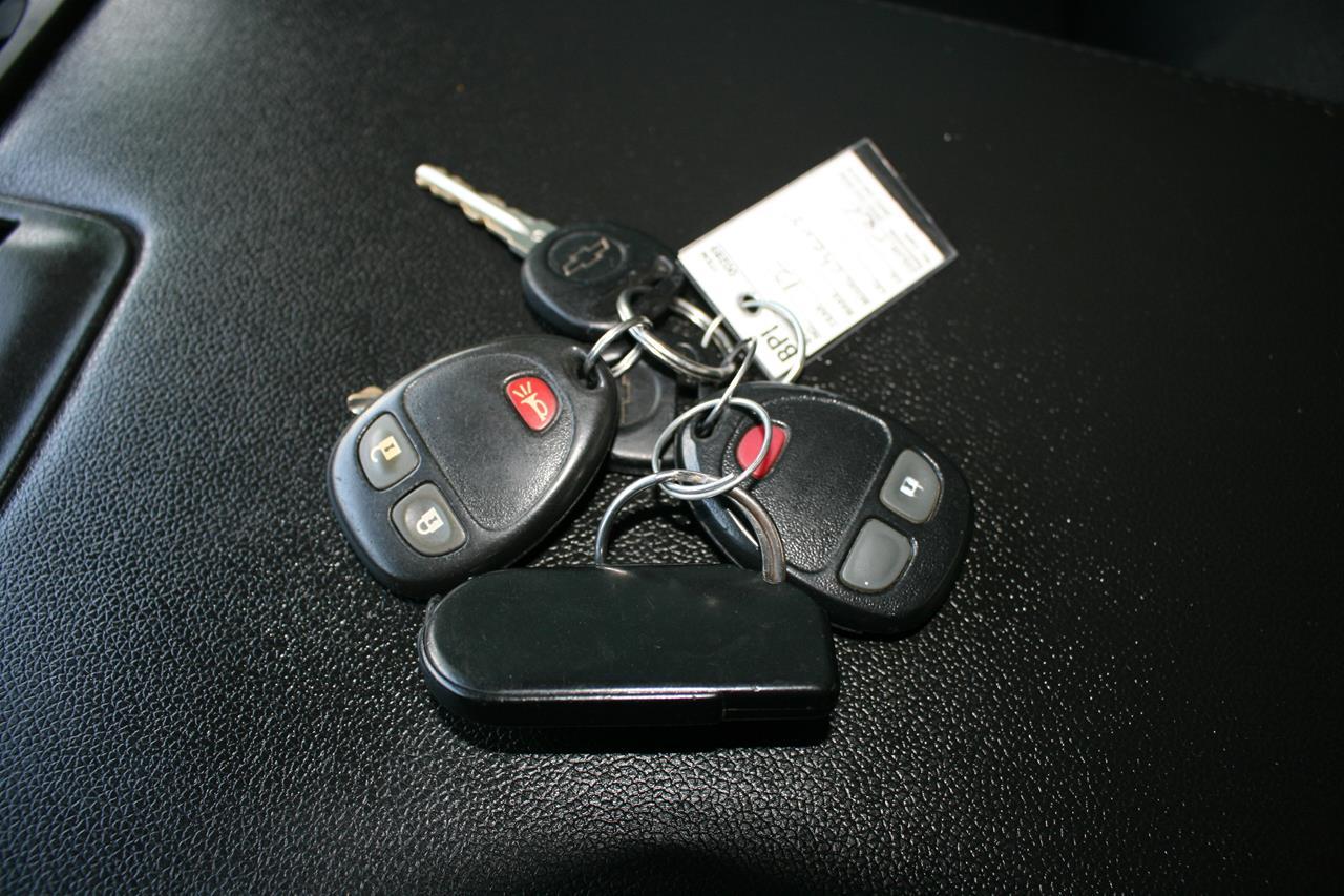 Chevrolet Silverado 1500 4WD Crew Cab 143.5" LT 2012