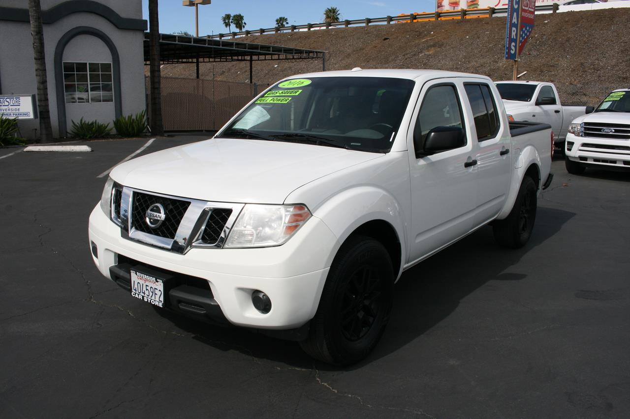 Nissan Frontier 2WD Crew Cab SWB Auto SV 2016