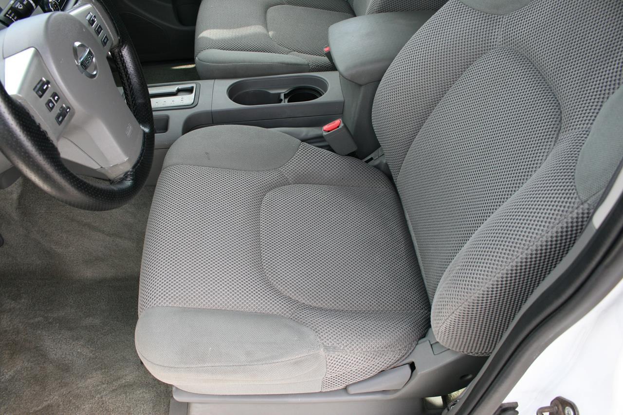 Nissan Frontier 2WD Crew Cab SWB Auto SV 2016