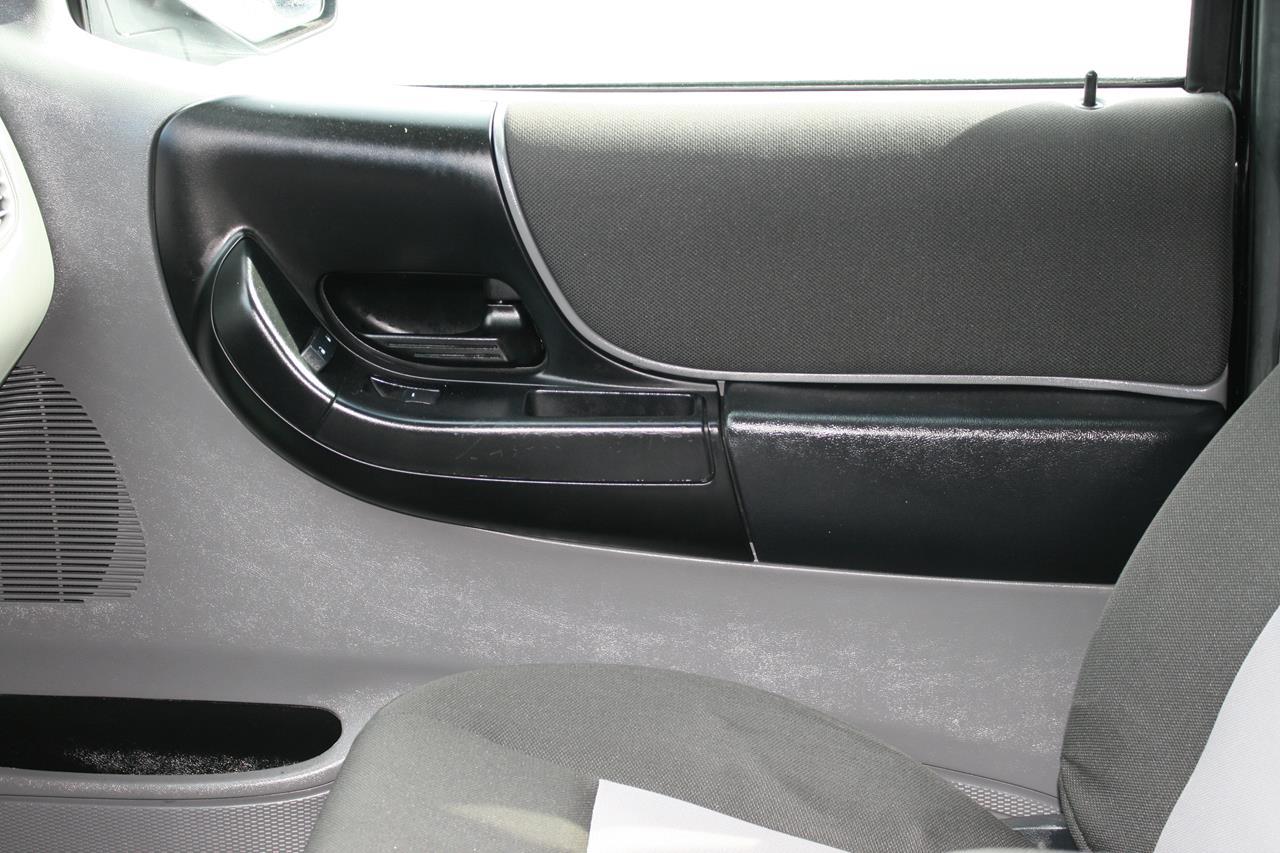 Ford Ranger 2WD 4dr SuperCab 126" XLT 2011