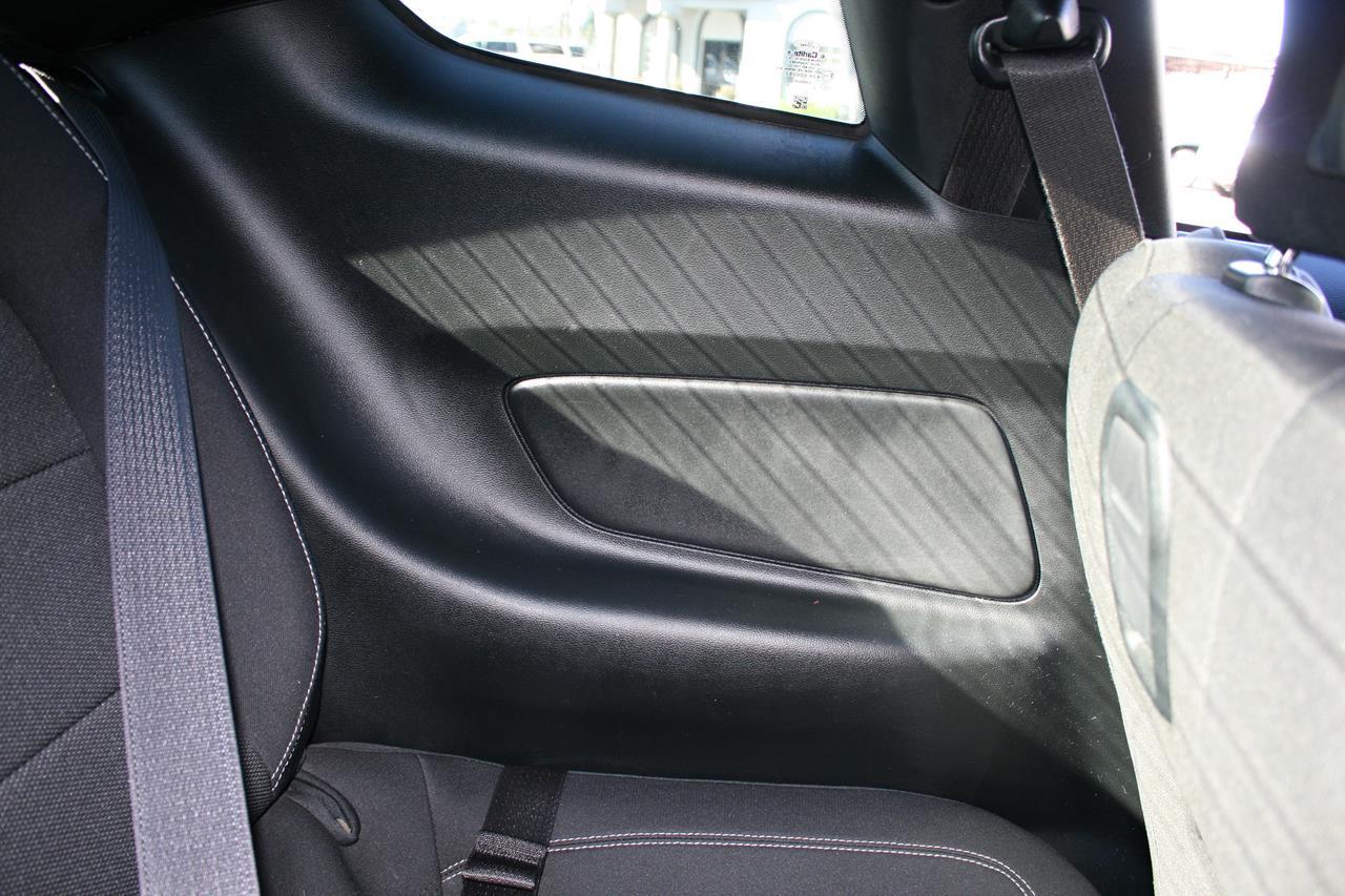 Ford Mustang 2dr Fastback V6 2015