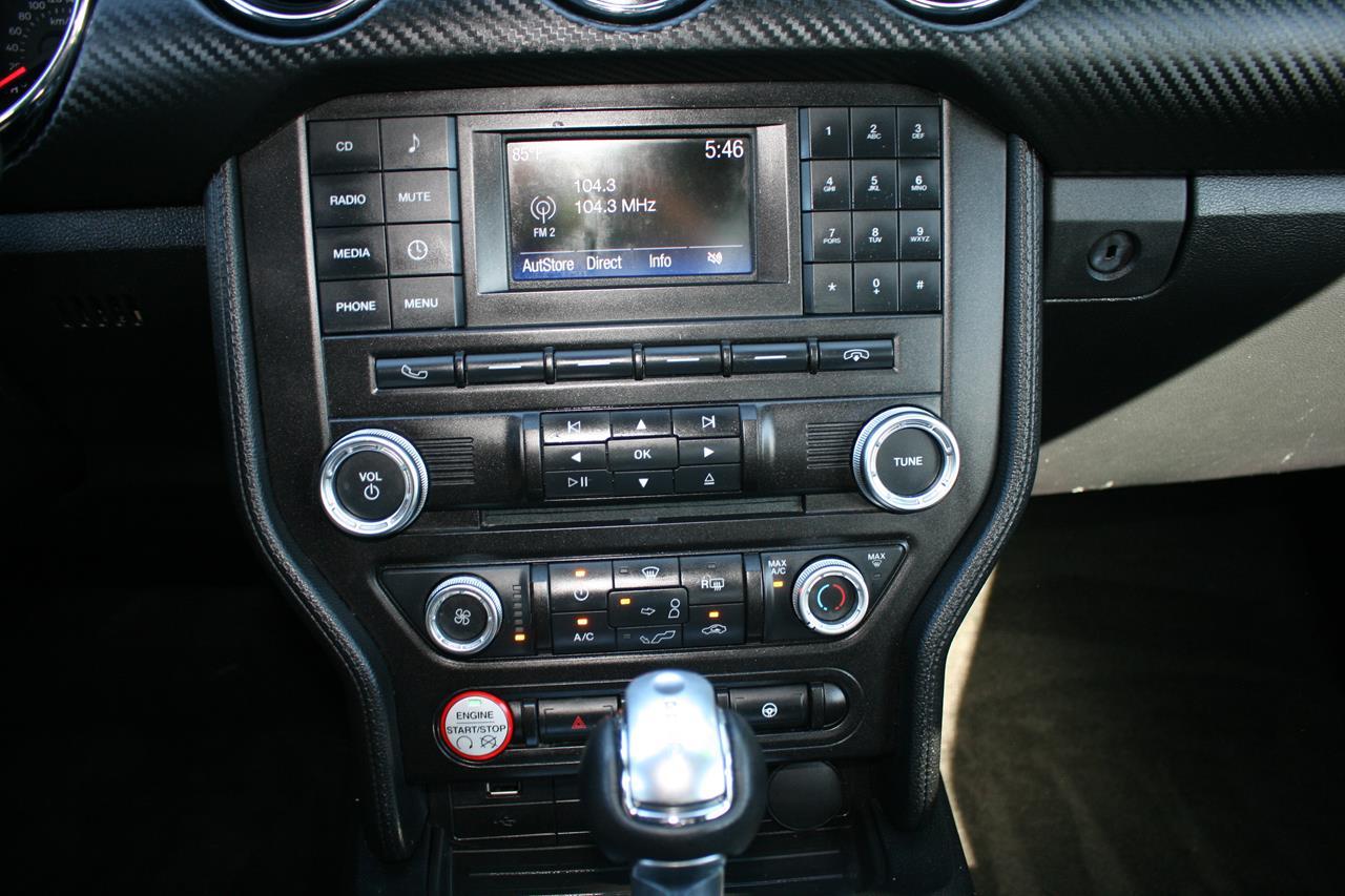 Ford Mustang 2dr Fastback V6 2015