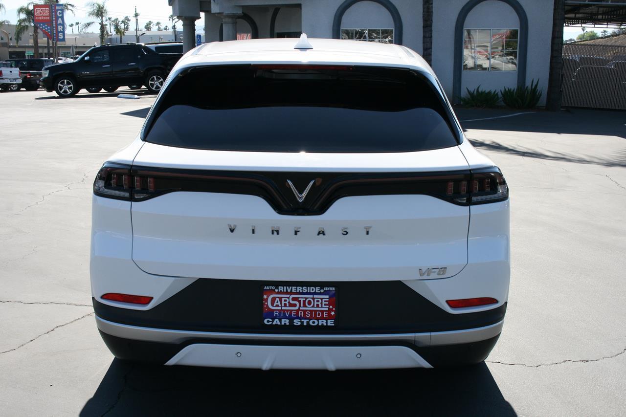 VinFast VF 8 Eco AWD 82 kWh 2023