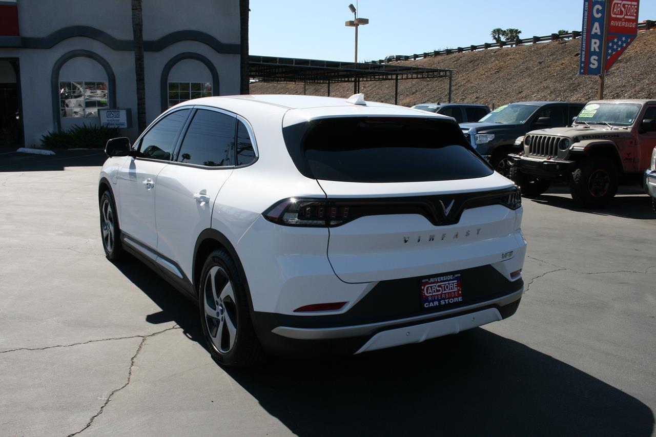 VinFast VF 8 Eco AWD 82 kWh 2023