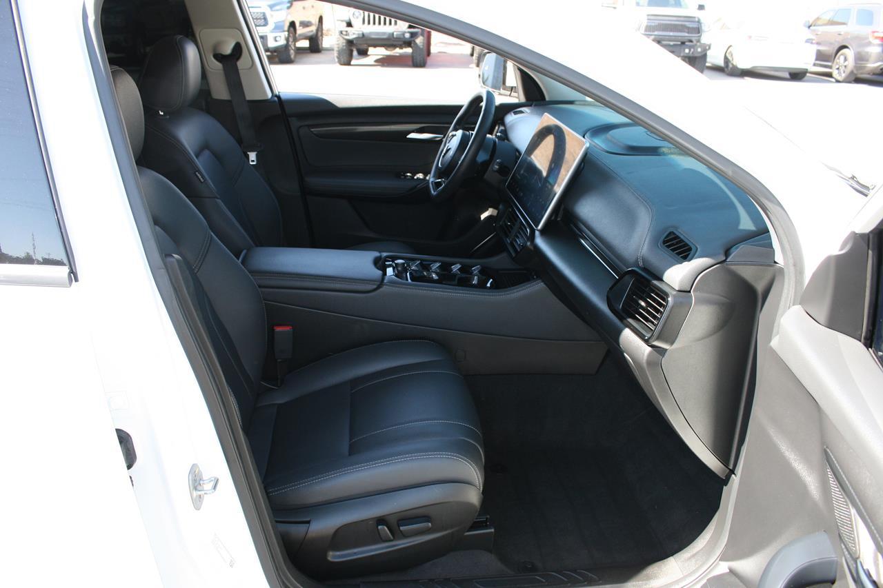 VinFast VF 8 Eco AWD 82 kWh 2023