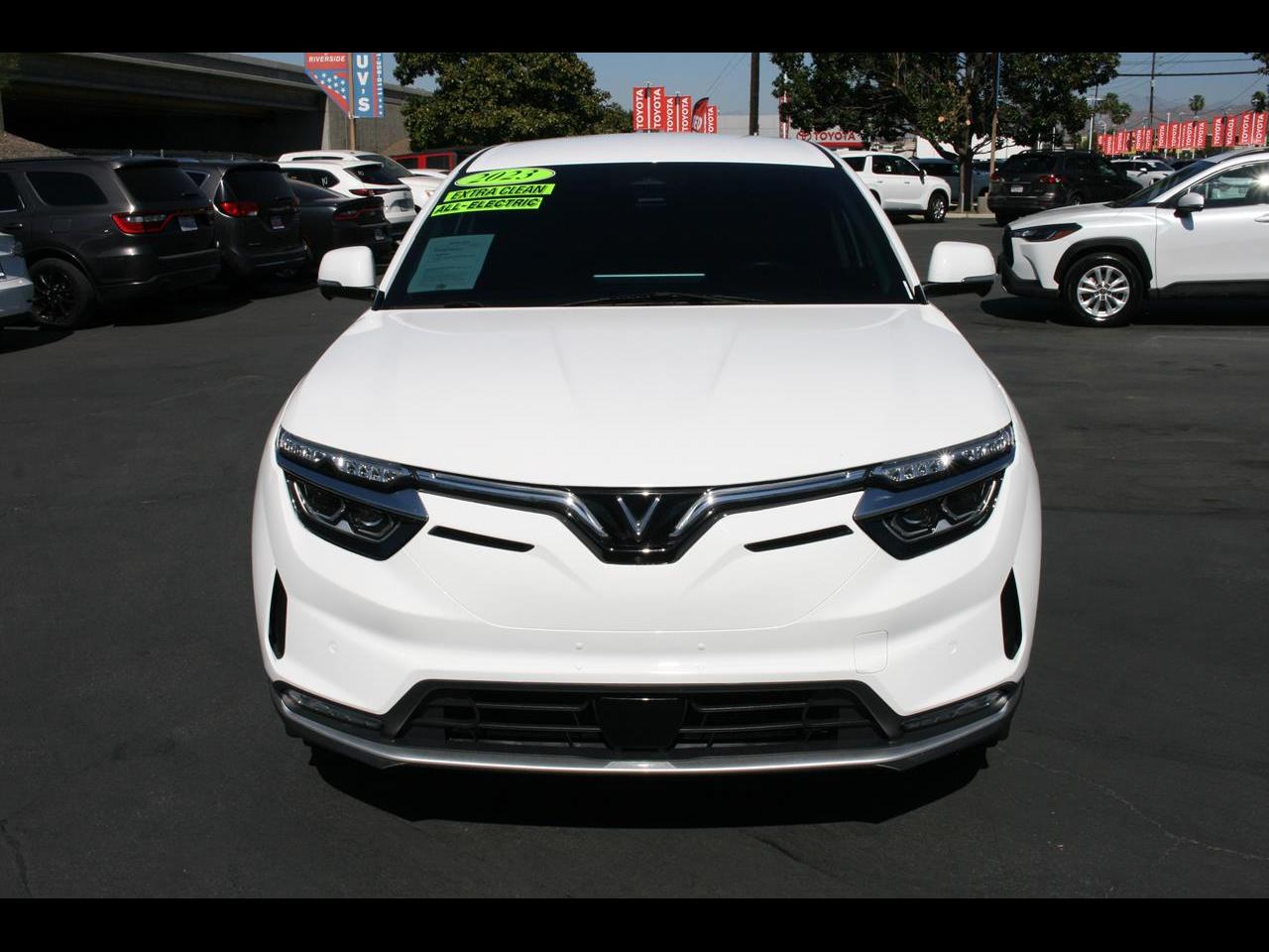 VinFast VF 8 Eco AWD 82 kWh 2023