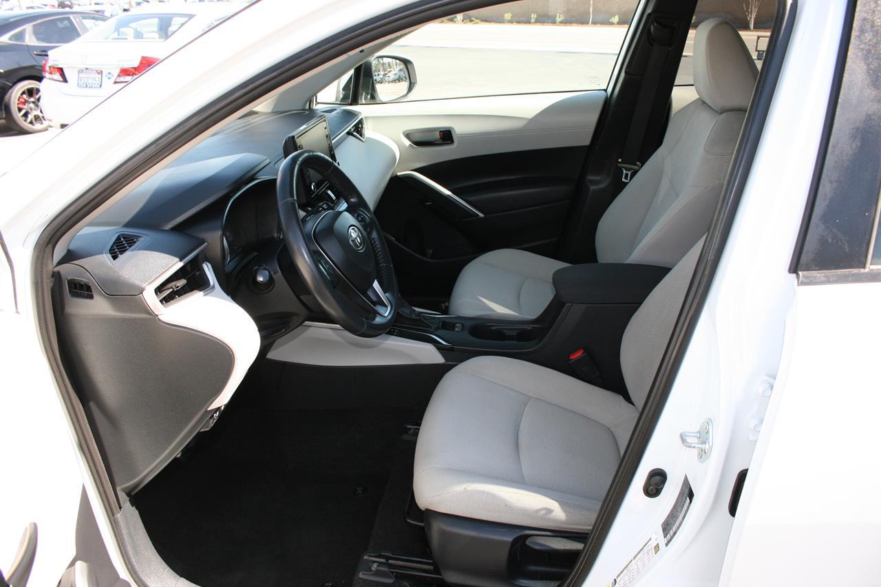 Toyota Corolla Cross LE 2WD (Natl) 2022