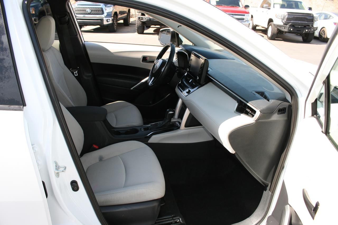 Toyota Corolla Cross LE 2WD (Natl) 2022