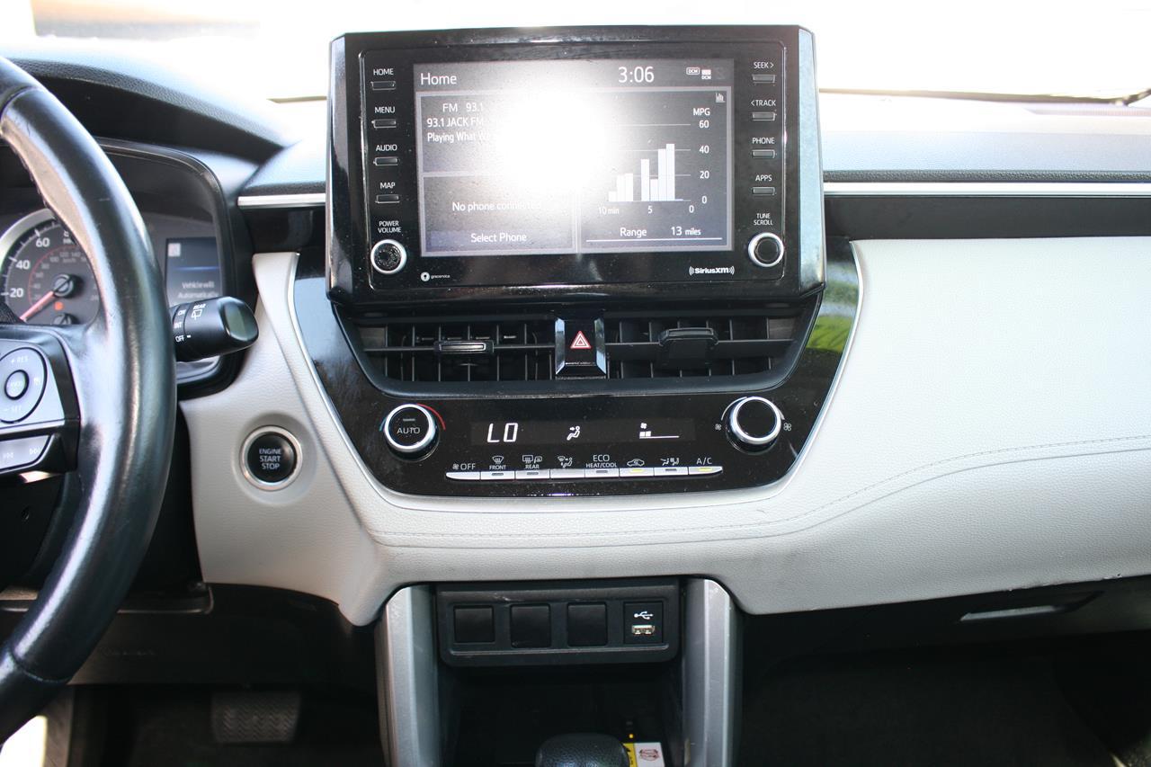 Toyota Corolla Cross LE 2WD (Natl) 2022