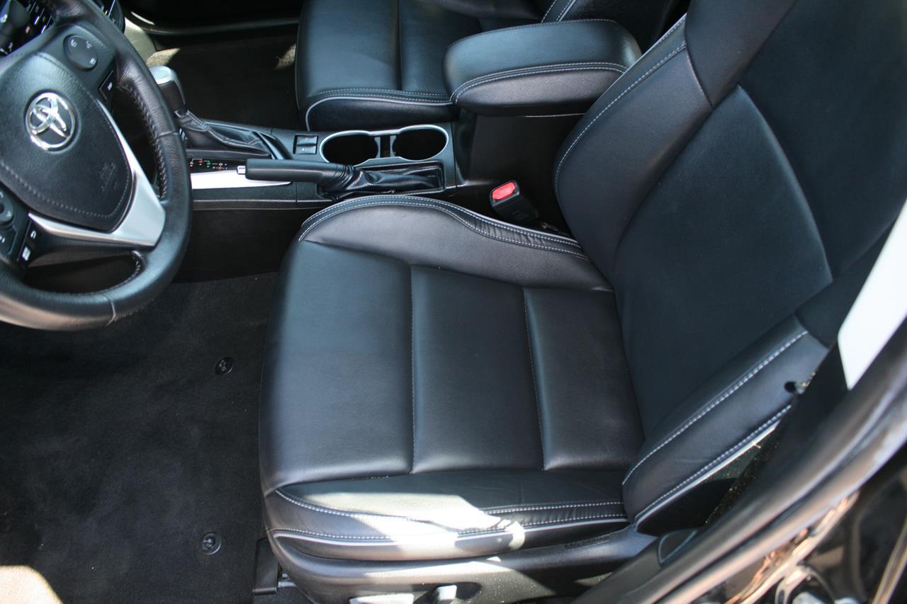 Toyota Corolla 4dr Sdn CVT S Premium (Natl) 2016