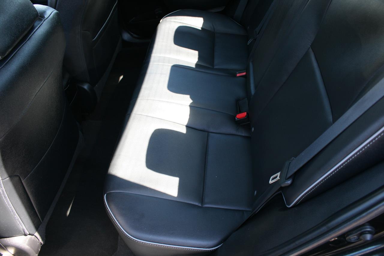 Toyota Corolla 4dr Sdn CVT S Premium (Natl) 2016